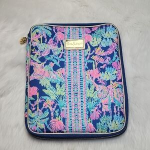 LILLY PULITZER Seen And Herd Preppy Folio Zip Around Electronic Organizer Case‎